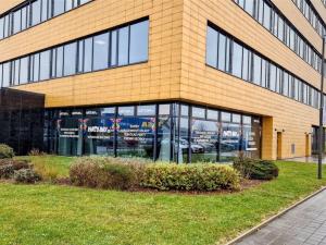 Pronájem obchodního prostoru, Praha - Horní Počernice, Sezemická, 312 m2