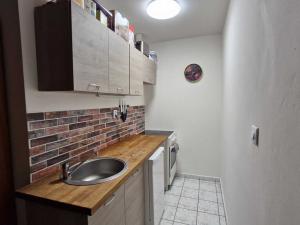 Pronájem bytu 2+kk, Bílina - Teplické Předměstí, Sídliště Za Chlumem, 30 m2