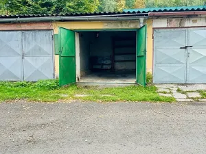 Prodej garáže, Karlovy Vary, Sládkova, 19 m2