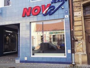 Pronájem obchodního prostoru, Hodonín, Štefánikova, 50 m2