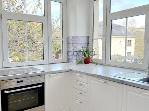 Pronájem bytu 3+1, Praha, Na srpečku, 83 m2