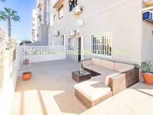 Prodej bytu 4+kk, Torrevieja, Španělsko, 61 m2