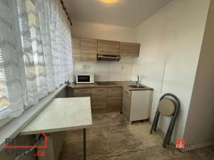 Pronájem bytu 1+1, Ostrava - Mariánské Hory, Vršovců, 30 m2