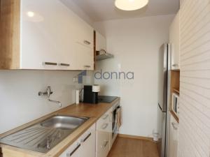 Pronájem bytu 2+kk, Praha, Radimovická, 43 m2