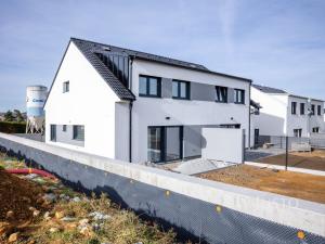 Prodej rodinného domu, Boršov nad Vltavou - Poříčí, Severní, 121 m2