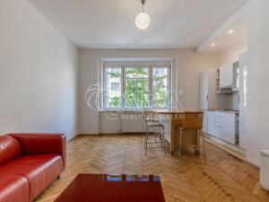 Pronájem bytu 2+kk, Praha - Vršovice, Vršovická, 60 m2