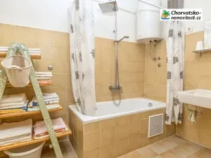 Prodej rodinného domu, Novi Vinodolski, Chorvatsko, 160 m2