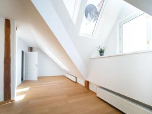 Pronájem bytu 3+kk, Praha, Na Švihance, 109 m2