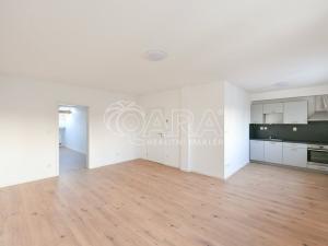 Pronájem bytu 2+kk, Benešov, Tyršova, 55 m2