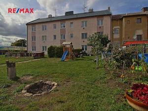 Pronájem bytu 2+kk, Chomutov, Kadaňská, 45 m2