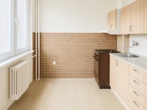 Pronájem bytu 2+1, Pardubice - Zelené Předměstí, nábřeží Závodu míru, 53 m2