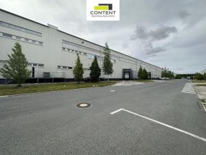 Pronájem výrobních prostor, Kněževes, Nad Kovárnou, 6398 m2