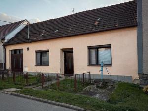 Prodej rodinného domu, Milešovice, 150 m2