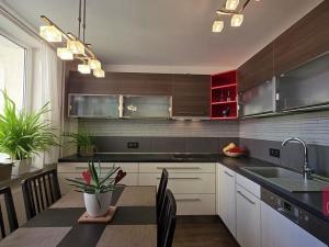 Prodej bytu 3+1, Mokrá-Horákov, 72 m2