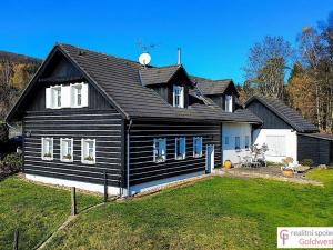 Prodej rodinného domu, Cvikov, 210 m2