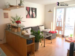 Pronájem bytu 2+kk, Brno - Líšeň, Poslušného, 34 m2