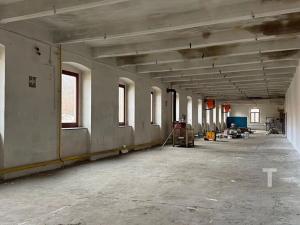 Pronájem komerční nemovitosti, Lhota Rapotina, 400 m2