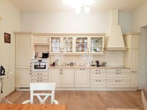 Pronájem bytu 2+kk, Praha - Smíchov, Elišky Peškové, 58 m2