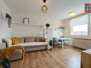 Prodej bytu 2+1, Praha - Letňany, Vratimovská, 47 m2