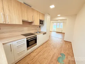 Pronájem bytu 2+1, České Budějovice - České Budějovice 3, Pražská tř., 57 m2