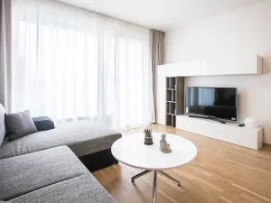 Pronájem bytu 2+kk, Praha - Karlín, Nekvasilova, 56 m2