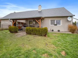 Prodej rodinného domu, Uhersko, 173 m2