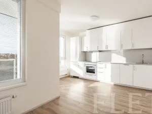 Pronájem bytu 1+kk, Praha - Hlubočepy, Baarové, 31 m2