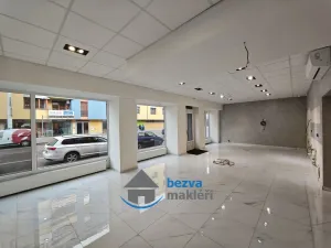 Pronájem obchodního prostoru, Pardubice, Jana Palacha, 100 m2