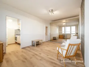 Pronájem bytu 1+1, Praha - Záběhlice, Bramboříková, 32 m2