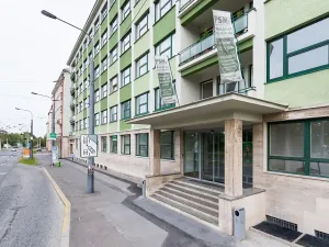 Pronájem kanceláře, Pardubice, Sukova třída, 37 m2