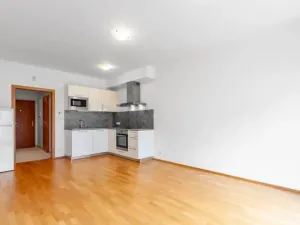 Pronájem bytu 1+kk, Praha - Střešovice, Patočkova, 32 m2