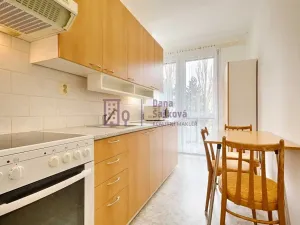 Pronájem bytu 2+1, Jindřichův Hradec, sídliště U Nádraží, 48 m2