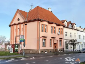 Prodej bytu 2+1, Louny, Husova, 76 m2