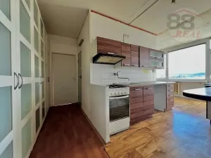 Prodej bytu 3+1, Klášterec nad Ohří, Budovatelská, 62 m2