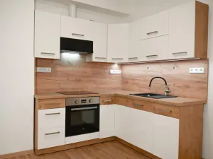 Pronájem bytu 2+kk, Praha - Nusle, Družstevní, 45 m2