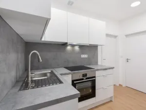 Prodej bytu 2+1, Praha - Libeň, Na stráži, 48 m2