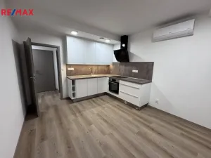 Pronájem bytu 2+kk, Lanškroun - Žichlínské Předměstí, Komenského, 64 m2