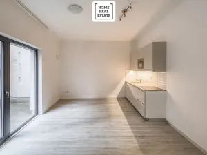 Prodej bytu 1+kk, Praha - Smíchov, Pod Barvířkou, 32 m2