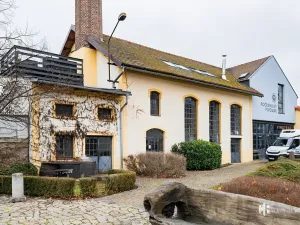 Pronájem výrobních prostor, Praha - Dolní Počernice, Národních hrdinů, 120 m2