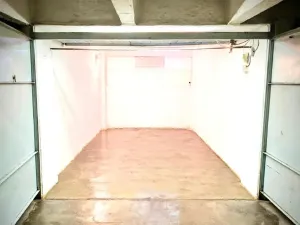 Pronájem garáže, Zlín, Dřevnická, 16 m2