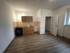 Pronájem bytu 1+kk, Kynšperk nad Ohří, Maxima Gorkého, 30 m2