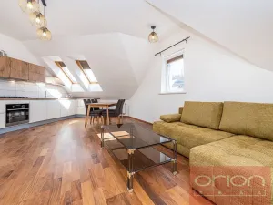 Pronájem bytu 3+kk, Praha - Žižkov, Kubelíkova, 101 m2