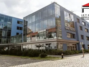 Pronájem kanceláře, Praha - Karlín, Sokolovská, 174 m2