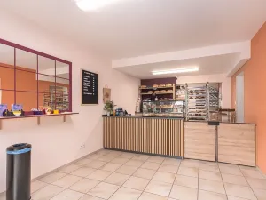 Prodej obchodního prostoru, Praha - Vršovice, Petrohradská, 68 m2