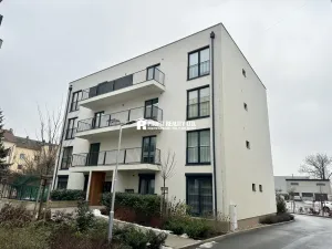 Pronájem bytu 2+kk, Beroun, Na Dražkách, 47 m2