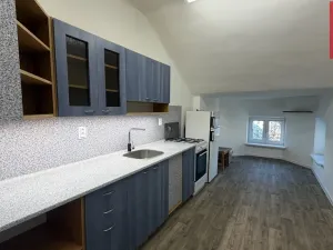 Pronájem bytu 1+1, Opava, Krnovská, 40 m2