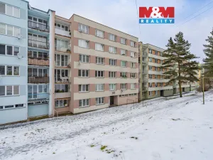 Prodej bytu 3+1, Český Krumlov - Plešivec, Sídliště Plešivec, 74 m2
