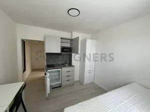 Pronájem bytu 1+kk, Praha - Libeň, Kotlaska, 18 m2