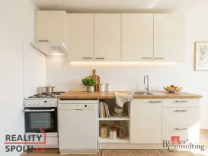 Pronájem bytu 3+1, Praha - Žižkov, Na Jarově, 69 m2