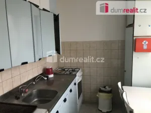 Pronájem bytu 2+1, Praha, Na Petřinách, 54 m2